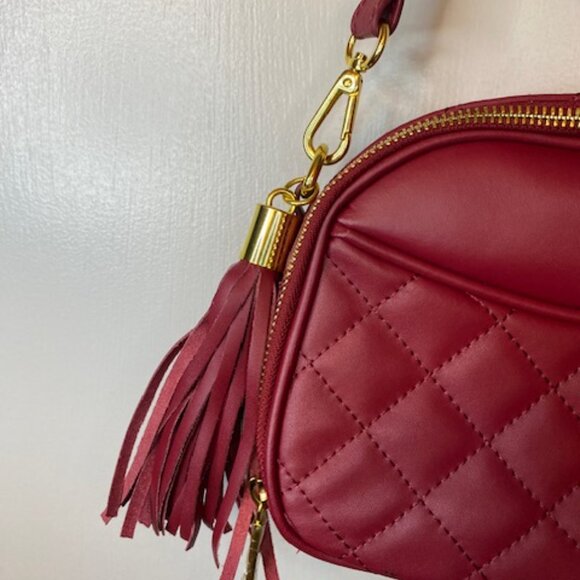 Joy & Iman Red quilted leather Crossbody purse - Picture 4 of 16